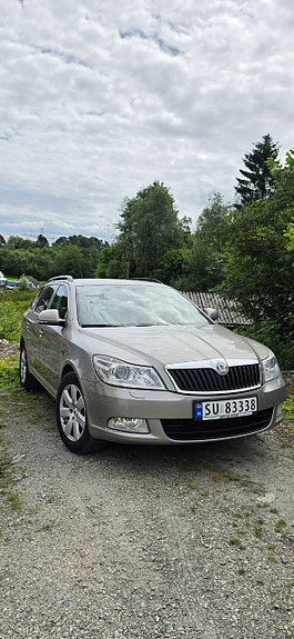Skoda Octavia 4 of 9