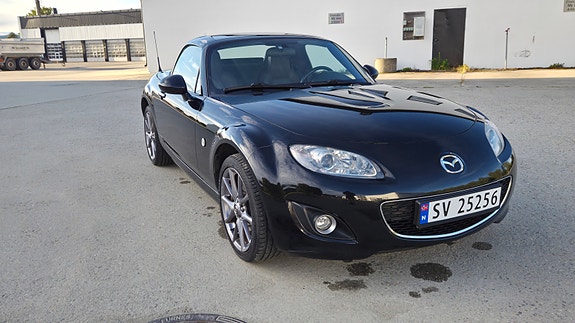 Mazda MX-5 9 of 15