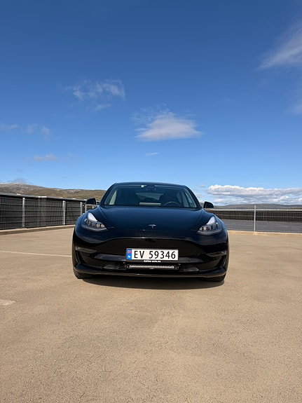 Tesla Model 3 16 of 30