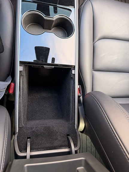 Tesla Model 3 30 of 30