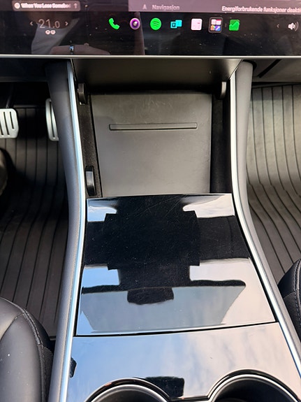 Tesla Model 3 26 of 30