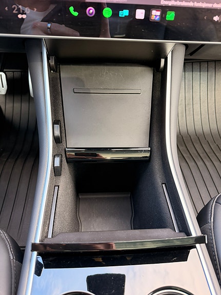 Tesla Model 3 25 of 30