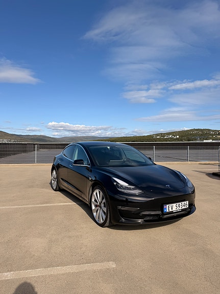 Tesla Model 3 15 of 30