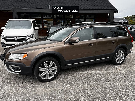 Volvo XC70 8 of 30