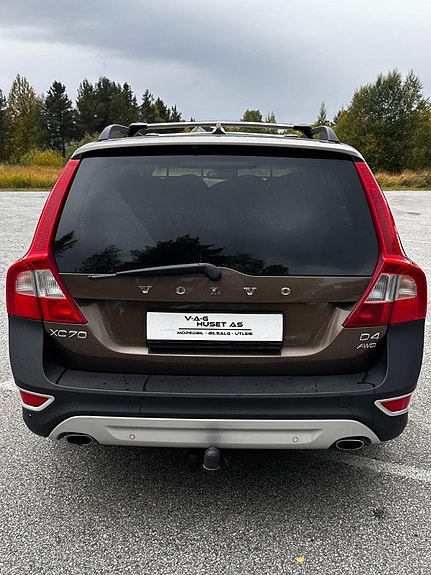Volvo XC70 6 of 30