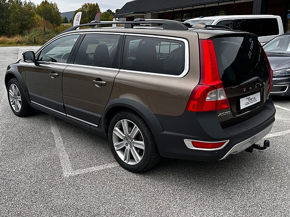 Volvo XC70 7 of 30