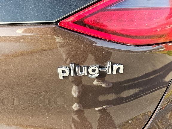Hyundai IONIQ 27 of 30