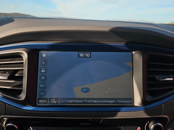 Hyundai IONIQ 19 of 30