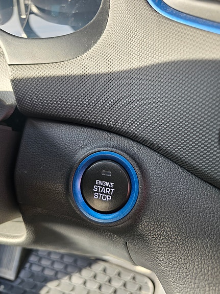 Hyundai IONIQ 21 of 30