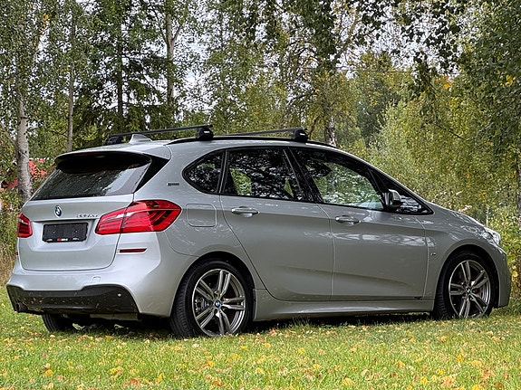 BMW 225xe 11 of 21