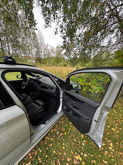 BMW 225xe 19 of 21