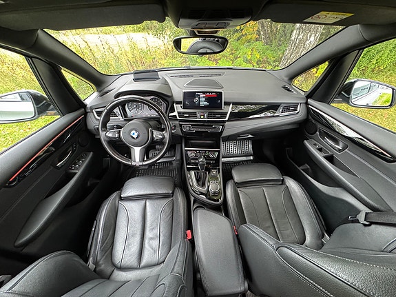 BMW 225xe 21 of 21