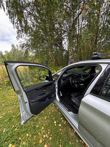 BMW 225xe 13 of 21