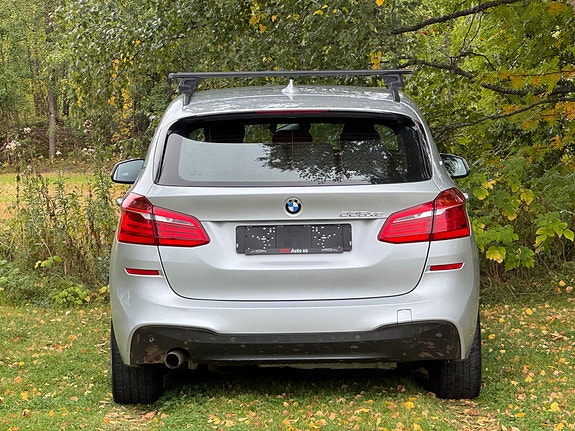 BMW 225xe 8 of 21