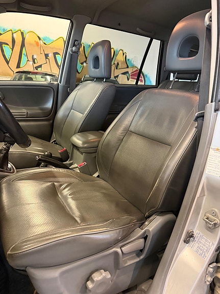 Suzuki Grand Vitara 10 of 20