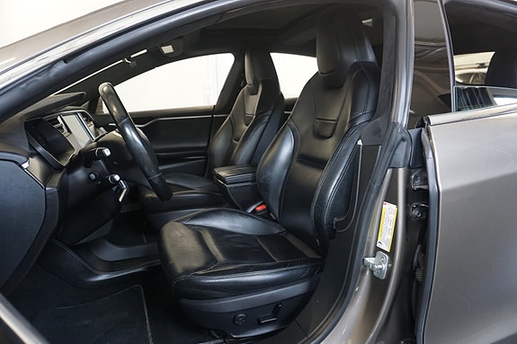 Tesla Model S 30 of 30
