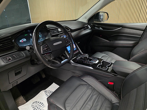Maxus Euniq 6 19 of 30