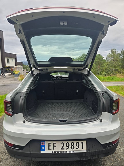 Polestar 2 5 of 12