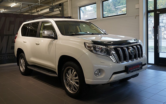 Toyota Land Cruiser 11 of 30