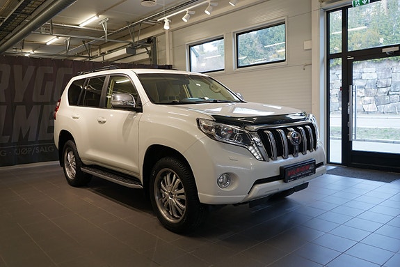 Toyota Land Cruiser 12 of 30