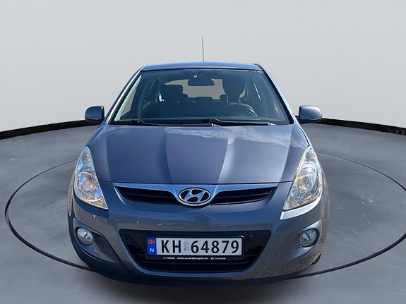 Hyundai i20 8 of 13