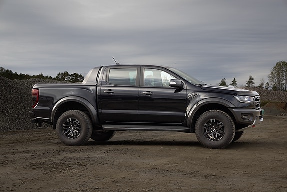Ford Ranger Raptor 27 of 29