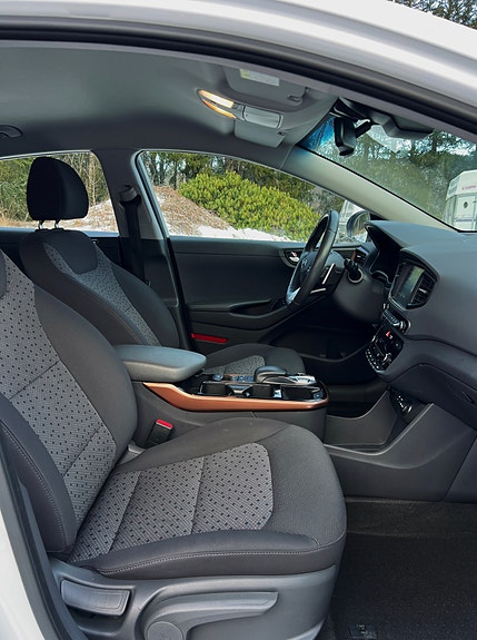 Hyundai IONIQ 5 of 14