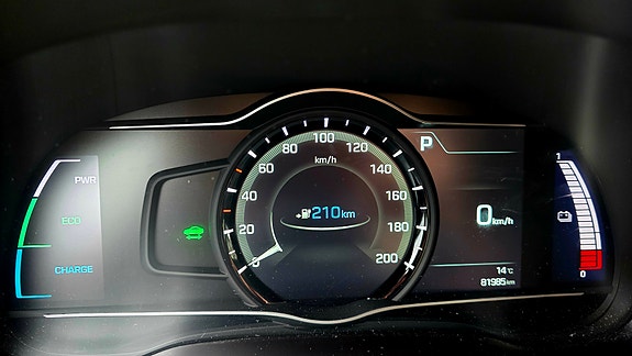 Hyundai IONIQ 6 of 14