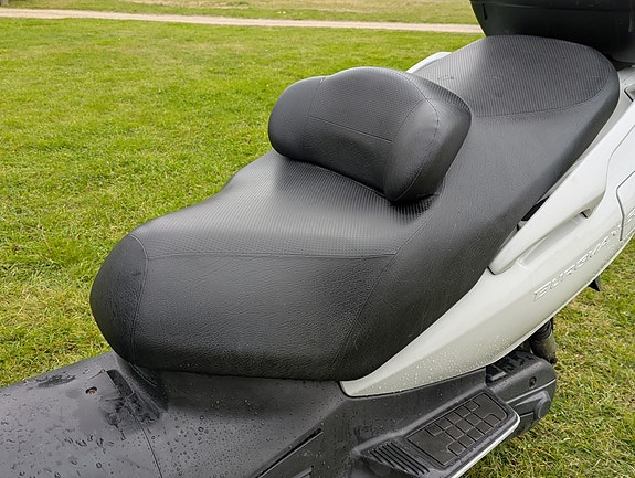Suzuki AN 650 Burgman 7 of 10