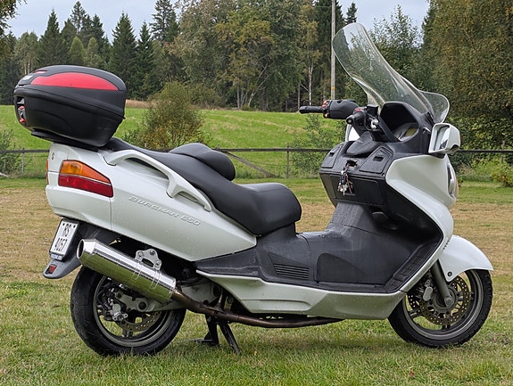 Suzuki AN 650 Burgman 5 of 10