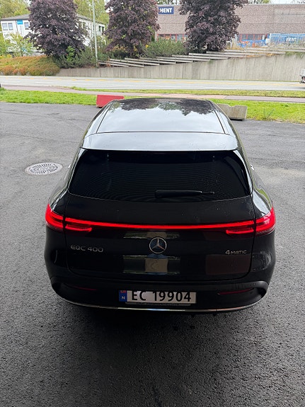 Mercedes-Benz EQC400 7 of 30