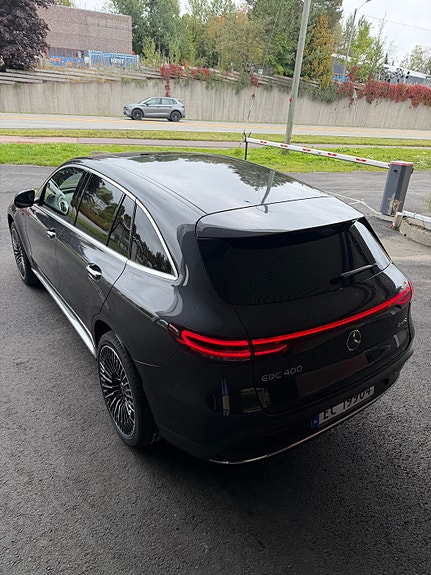 Mercedes-Benz EQC400 5 of 30