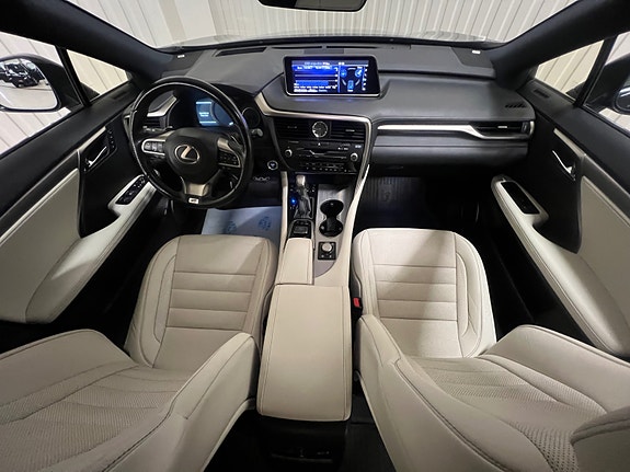 Lexus RX450h 14 of 30