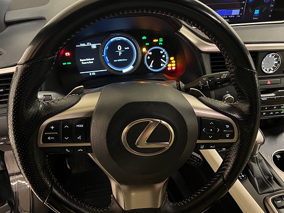 Lexus RX450h 23 of 30
