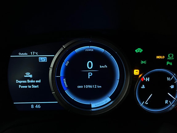 Lexus RX450h 24 of 30