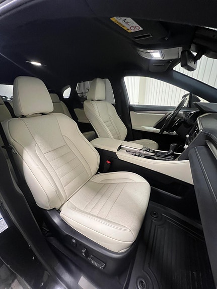 Lexus RX450h 17 of 30