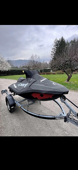 SeaDoo Spark Trixx 2Up 2 of 3