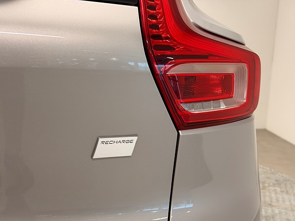 Volvo XC40 15 of 30