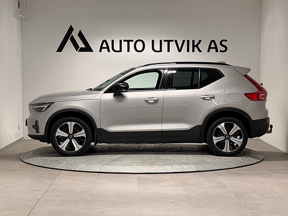 Volvo XC40 6 of 30