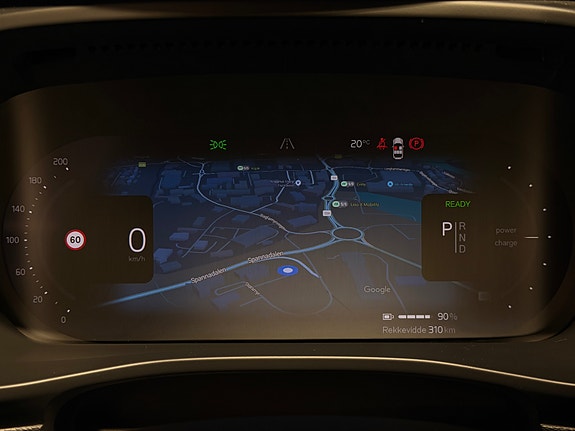 Volvo XC40 27 of 30