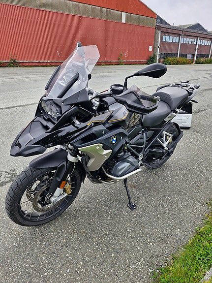 BMW R 1250 GS 4 of 20