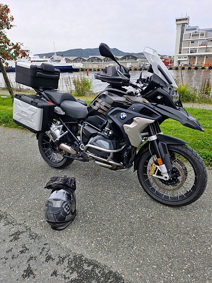 BMW R 1250 GS 8 of 20
