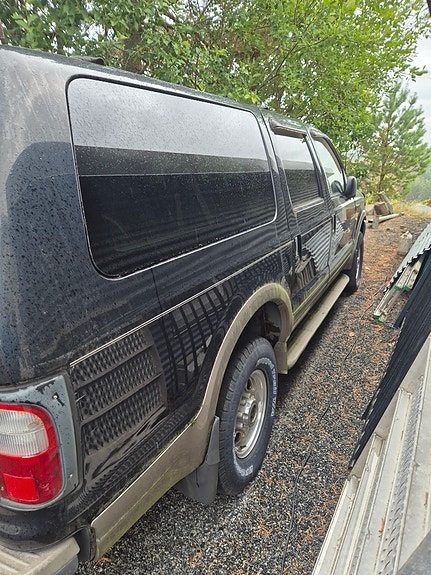 Ford Excursion 15 of 18