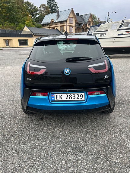 BMW i3 3 of 17