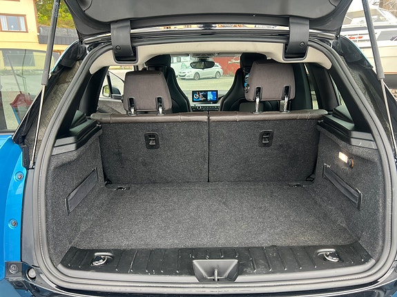 BMW i3 9 of 17