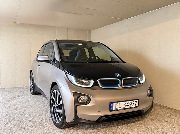 BMW i3 10 of 30