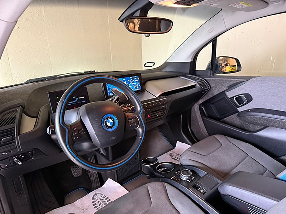 BMW i3 25 of 30