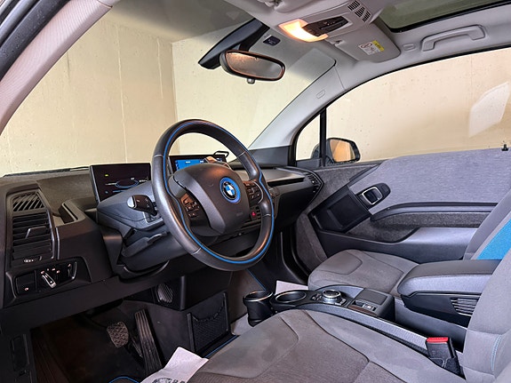 BMW i3 24 of 30