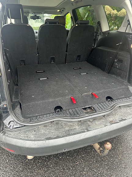 Ford S-MAX 6 of 12