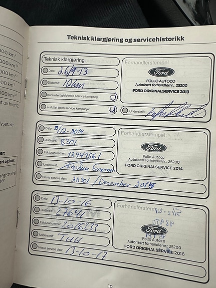 Ford S-MAX 8 of 12